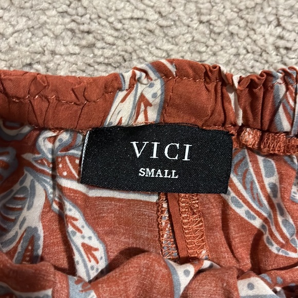 Vici Maxi Dress - Picture 5 of 7